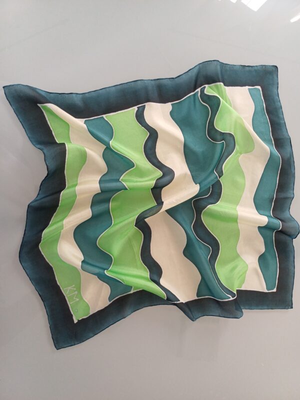 Lenço Tons de Verde – Seda Pura 50x50cm - Imagem 2